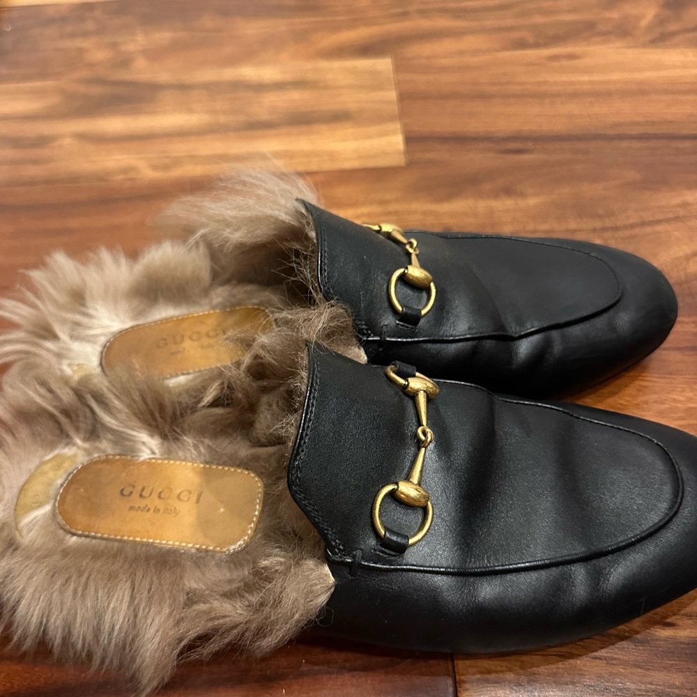 Women’s Gucci Loafers size 8